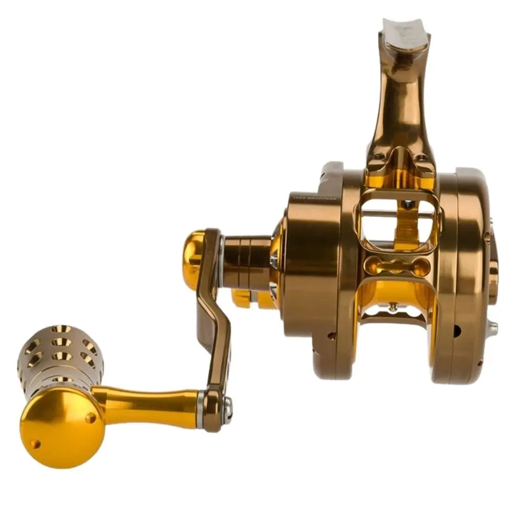Head Ree Jigging Master Under Head Reel Limited Edition
